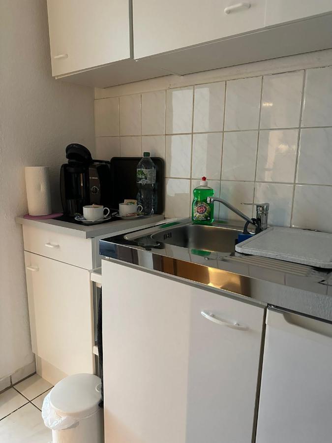 Jasmin'S Apartment Krefeld Eksteriør bilde